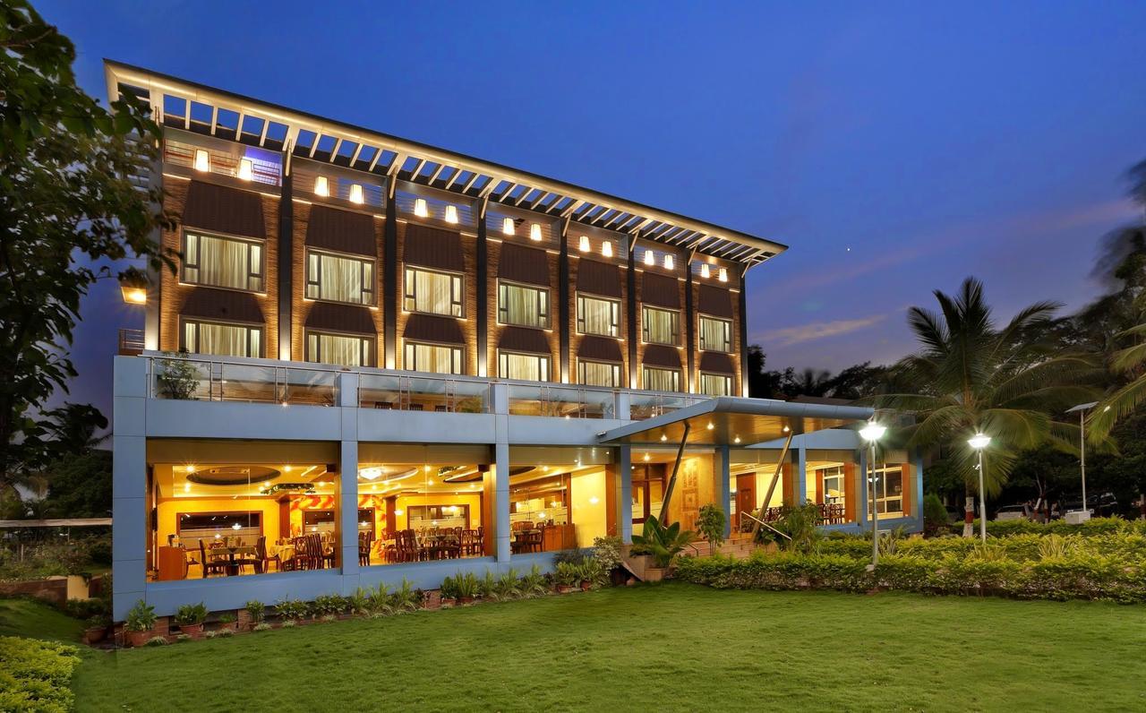 Mayur Aaditya Resort Dharwad Exterior photo